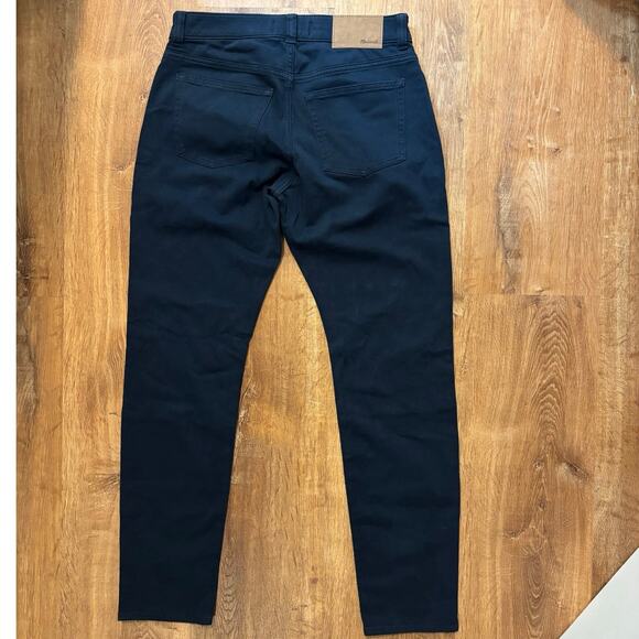 NWOT Madewell The Athletic All day Slim Pant In Deep Indigo Size 29x30 - Picture 8 of 9